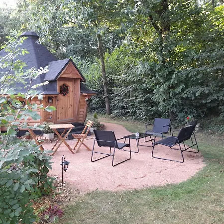 Penzion A L'oree Du Cedre Pouzauges