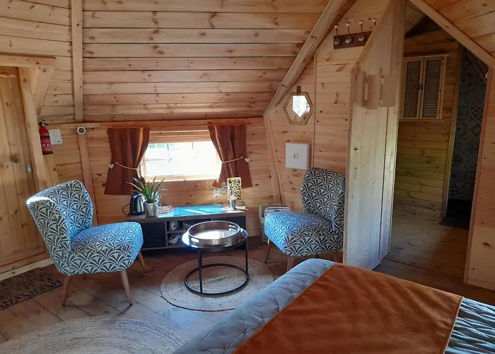 招待所 A L'oree Du Cedre 普佐日