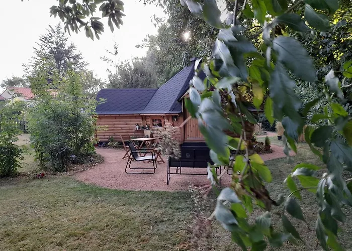 A L'oree Du Cedre 招待所 3*